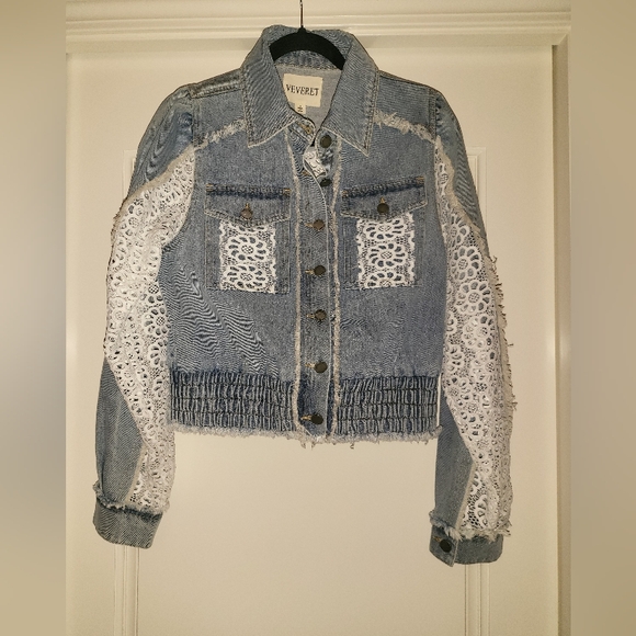 NEW Veveret Light Blue Jean Jacket with Eyelet Lace Size Small - Picture 4 of 17